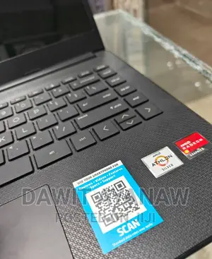 New Laptop HP 8GB AMD A10 SSD 256GB