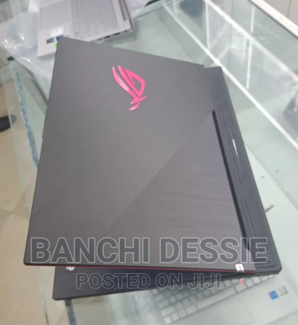 New Laptop Asus ROG Strix G15 32GB Intel Core I9 SSD 1T