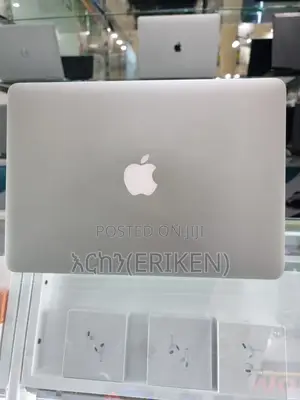 New Laptop Apple MacBook Pro 2014 8GB Intel Core I5 SSD 512GB
