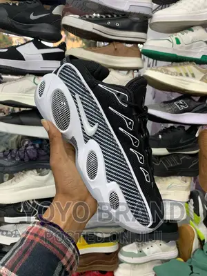 Orgina Nike