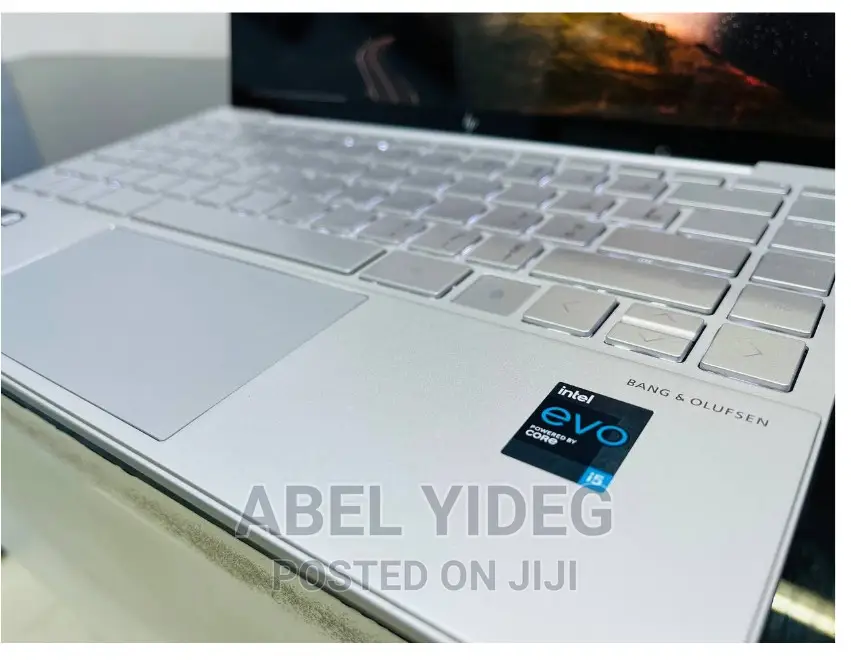 New Laptop HP Envy 13 8GB Intel Core I5 SSD 256GB