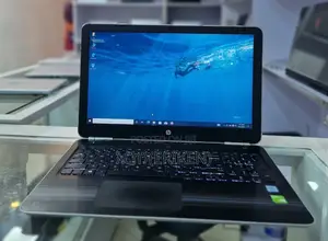 New Laptop HP Pavilion 15 8GB Intel Core I5 SSD 512GB