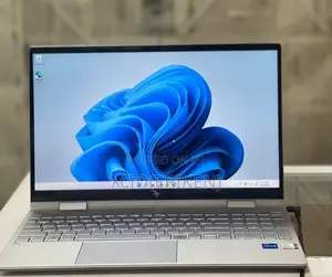 New Laptop HP Envy X360 8GB Intel Core I5 SSD 512GB