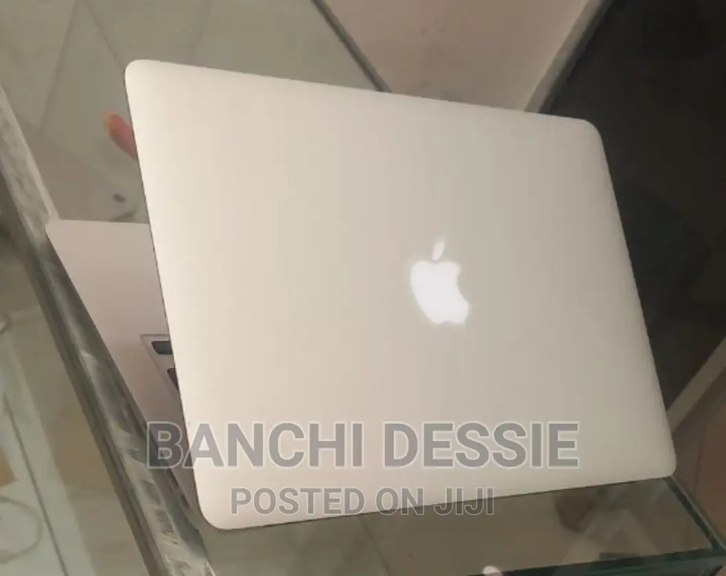 New Laptop Apple MacBook Air 2015 8GB Intel Core I5 SSD 128GB
