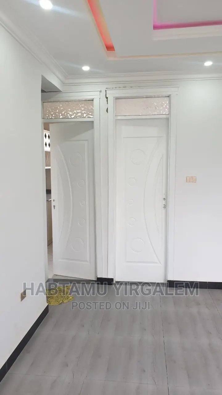 Furnished 1bdrm Condo in Codominum, Kirkos for sale