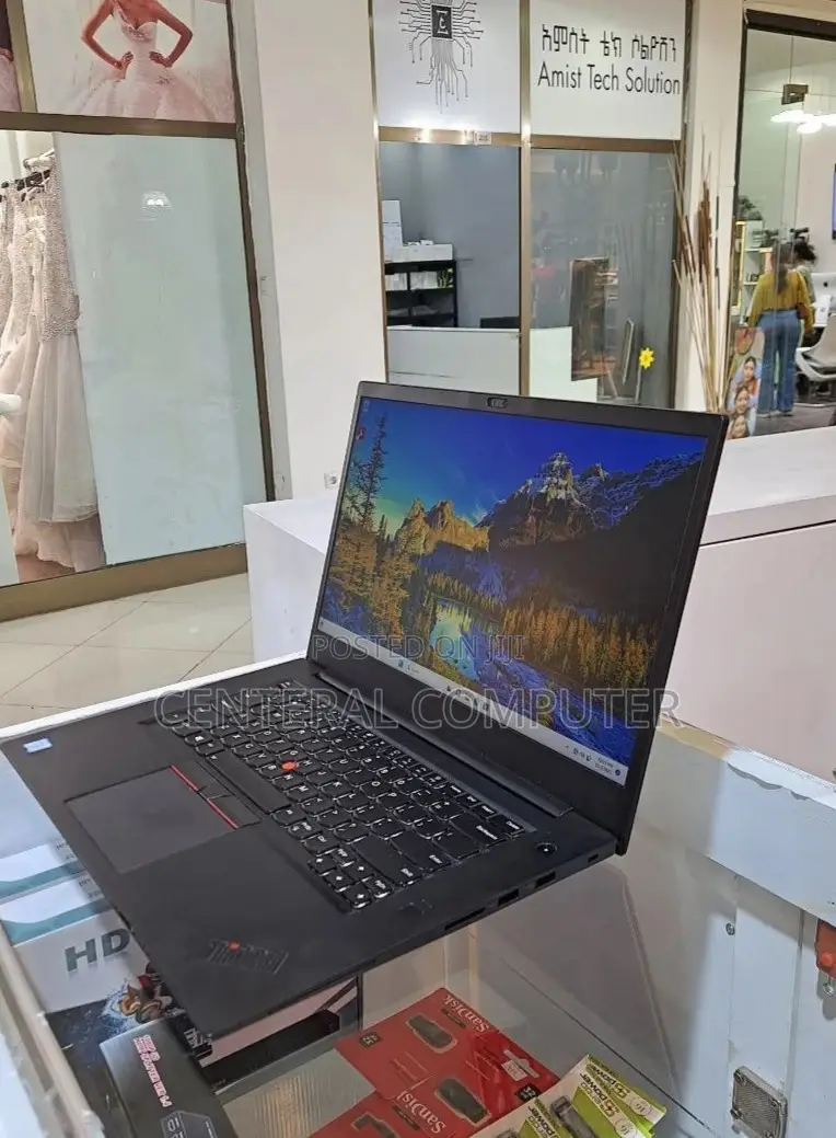 New Laptop Lenovo ThinkPad X1 Carbon 16GB Intel Core I7 SSD 512GB