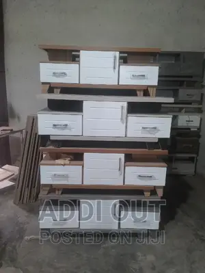 Tv Stand/ቲቪ ማስቀመጫ
