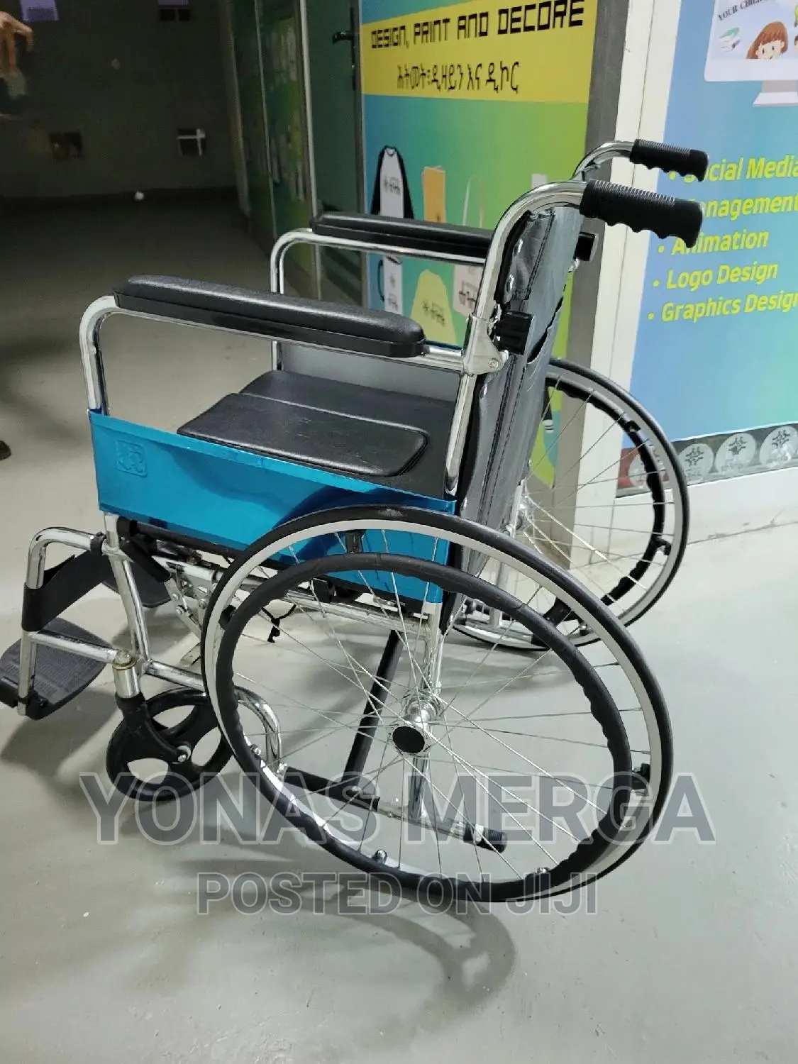 Commode;Durable With Sleek Chrome Finish,Ensuring Longevity