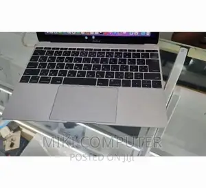 New Laptop Apple MacBook Pro 2016 8GB Intel Core i3 SSD 256GB