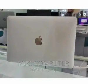 New Laptop Apple MacBook Pro 2016 8GB Intel Core i3 SSD 256GB