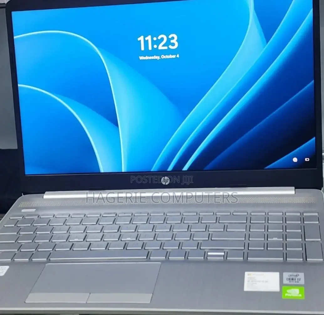 New Laptop HP Pavilion 15 8GB Intel Core I5 HDD+SSD 640GB