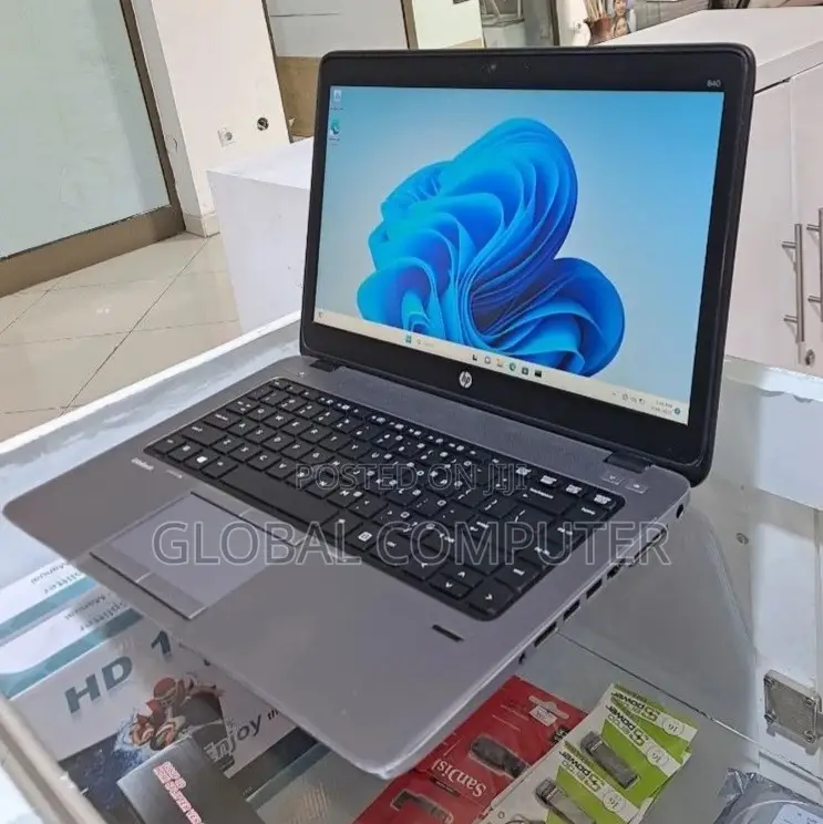 New Laptop HP 248 G1 4GB Intel Core i5 HDD 500GB