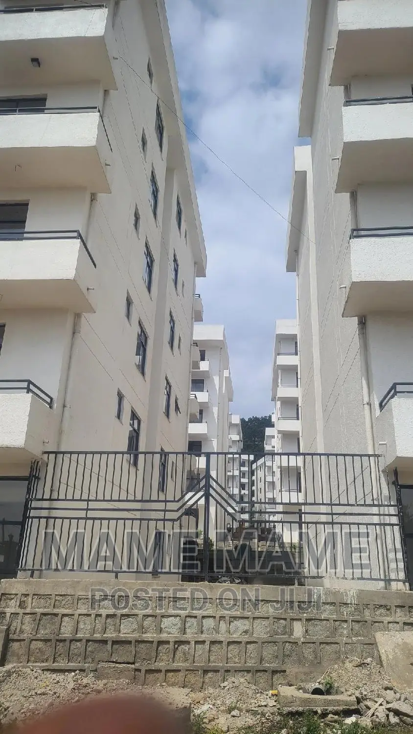 3bdrm House in Addis Abeba, Bole for sale