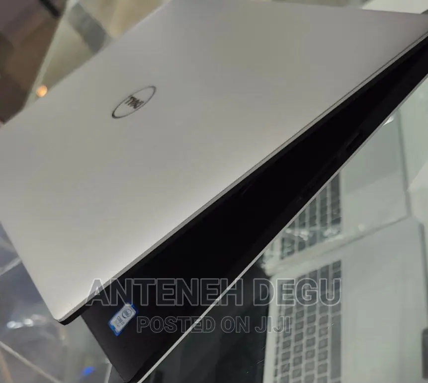 New Laptop Dell XPS 15 32GB Intel Core I7 SSD 512GB
