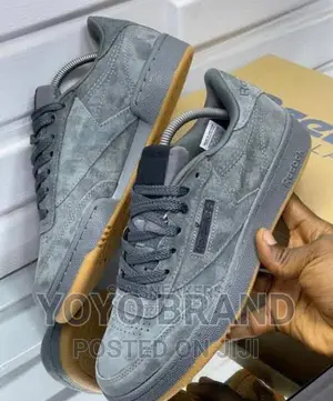 Reebok Flat