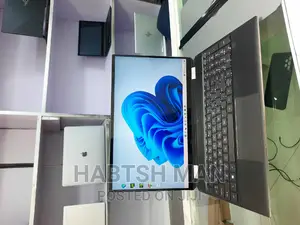 New Laptop HP Spectre X360 16GB Intel Core I7 SSD 512GB