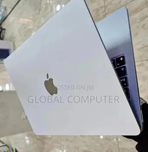New Laptop Apple MacBook Air 2022 M2 8GB Apple M2 SSD 256GB