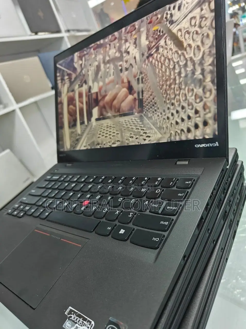 New Laptop Lenovo ThinkPad Yoga 8GB Intel Core I7 SSD 512GB