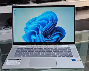 New Laptop HP Envy X360 8GB Intel Core I5 SSD 1T