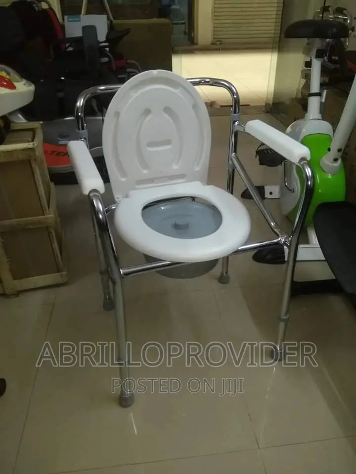Commode Chair / ADJUSTABLE HEIGHT TOIELET Chair