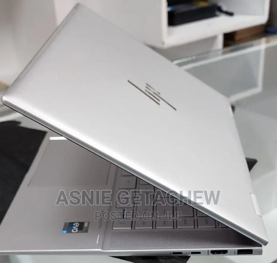 New Laptop HP Envy X360 256GB Intel Core I7 SSD 512GB