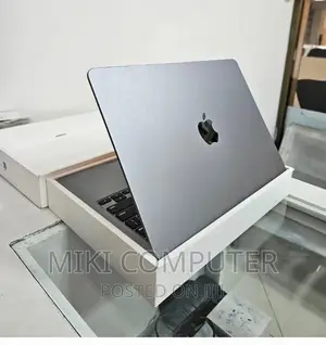 New Laptop Apple MacBook Air 2023 M2 8GB Intel SSD 256GB