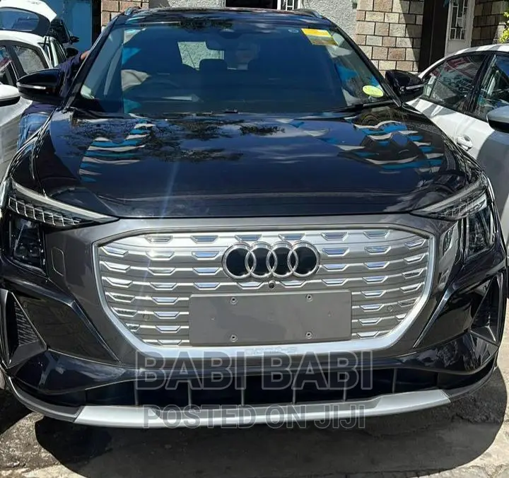 New Audi Q5 2023 Matt Black