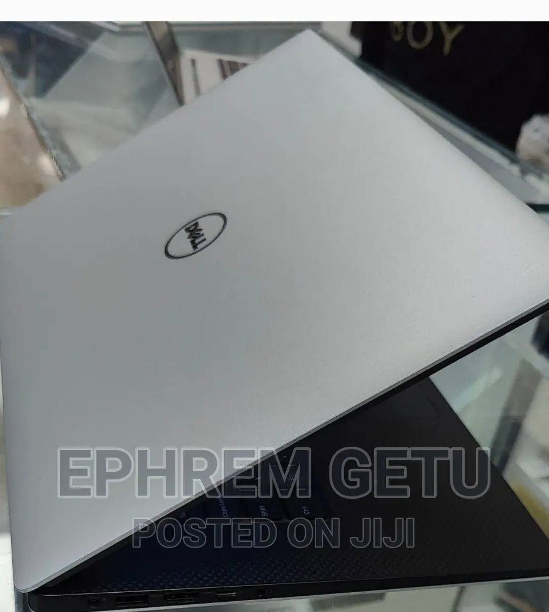 New Laptop Dell XPS 15 16GB Intel Core I7 SSD 512GB