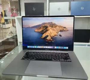 New Laptop Apple MacBook Pro 2017 16GB Intel Core I7 SSD 512GB