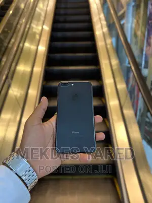 Apple iPhone 7 Plus 128 GB Black