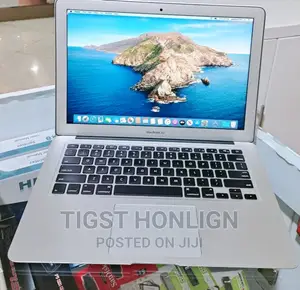 New Laptop Apple MacBook 2015 4GB Intel Core I5 SSD 128GB