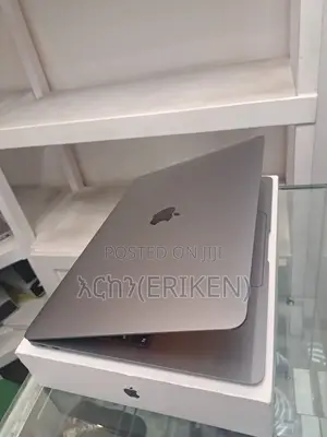 New Laptop Apple MacBook Air 2020 M1 16GB Intel Core I5 SSD 512GB