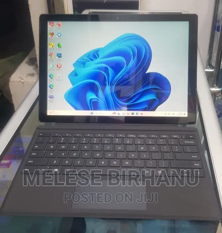 New Laptop Microsoft Surface Pro 7 8GB Intel Core I5 SSD 256GB