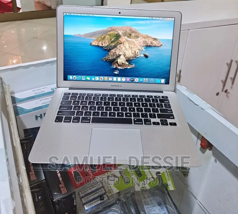 New Laptop Apple MacBook Air 2015 4GB Intel Core I5 SSD 128GB