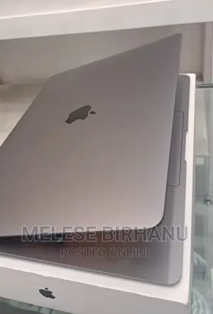 New Laptop Apple MacBook Air 2020 16GB Intel Core I5 SSD 512GB