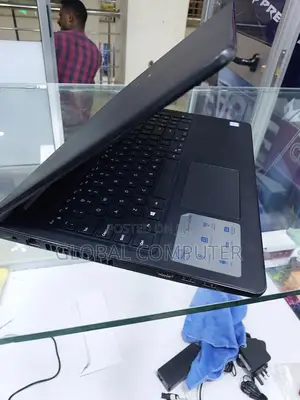 New Laptop Dell Inspiron 15 8GB Intel Core I3 HDD 1T