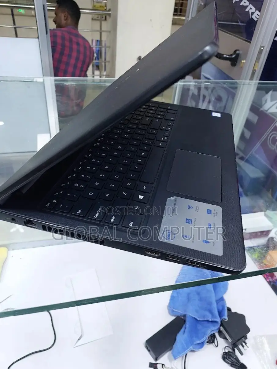 New Laptop Dell Inspiron 15 8GB Intel Core I3 HDD 1T