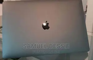 New Laptop Apple MacBook Pro 2018 16GB Intel Core I7 SSD 512GB