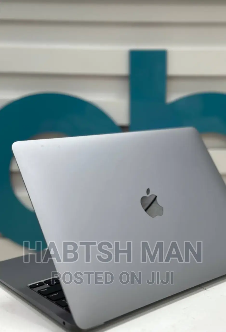 New Laptop Apple MacBook Air 8GB Intel Core I3 SSD 256GB