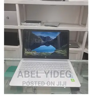 New Laptop HP Pavilion 15 8GB Intel Core I5 HDD 1T