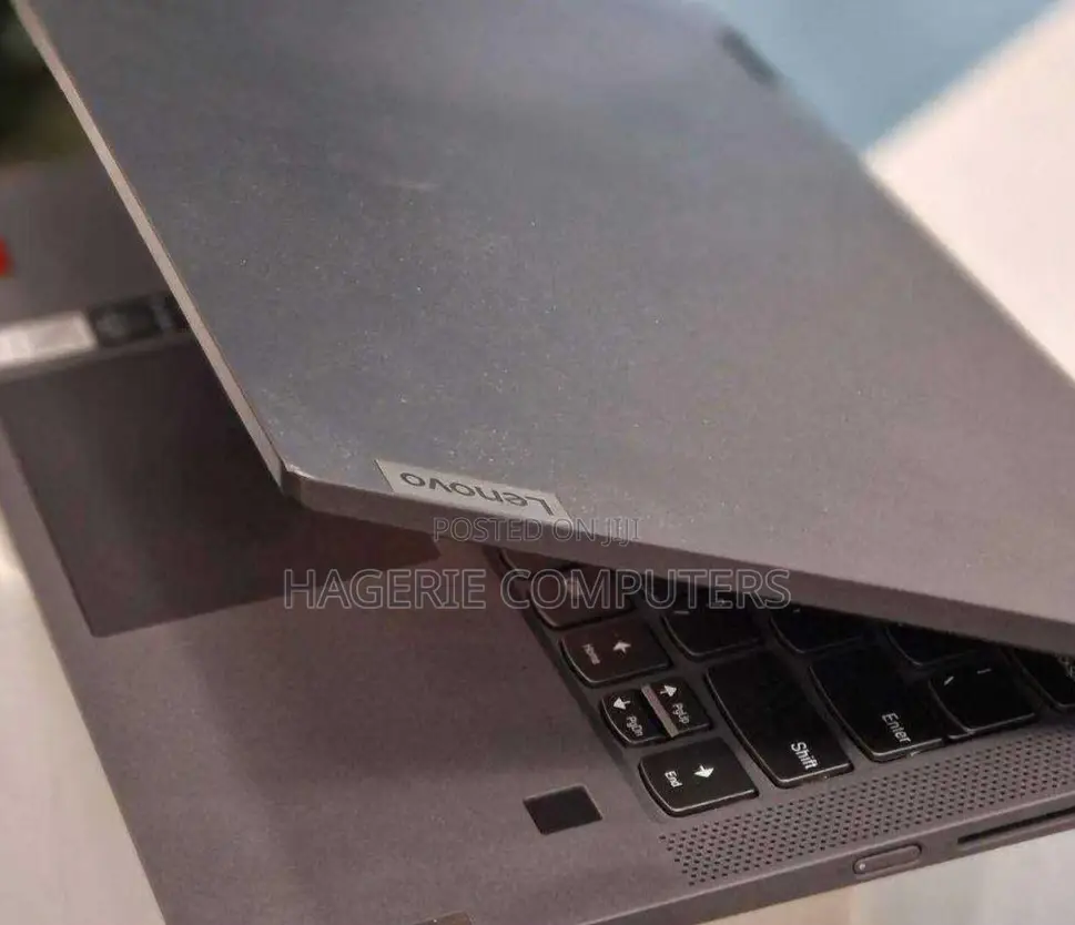 New Laptop Lenovo Flex 5 16GB AMD Ryzen 7 SSD 512GB