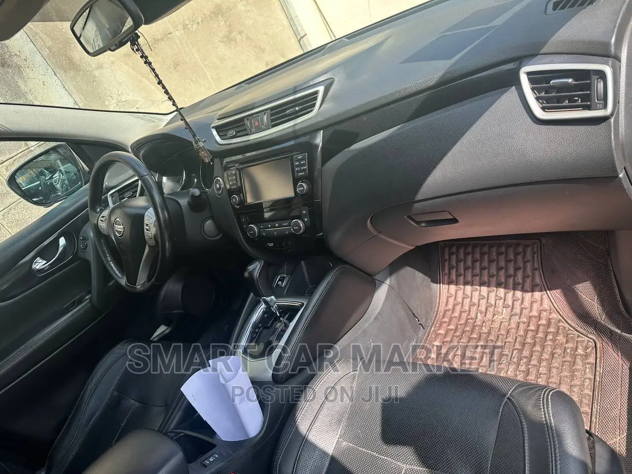 Nissan Qashqai 2017 Brown