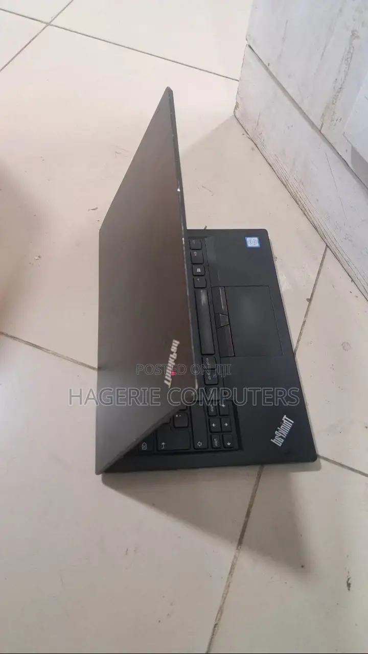 New Laptop Lenovo ThinkPad Yoga 8GB Intel Core I3 SSD 256GB