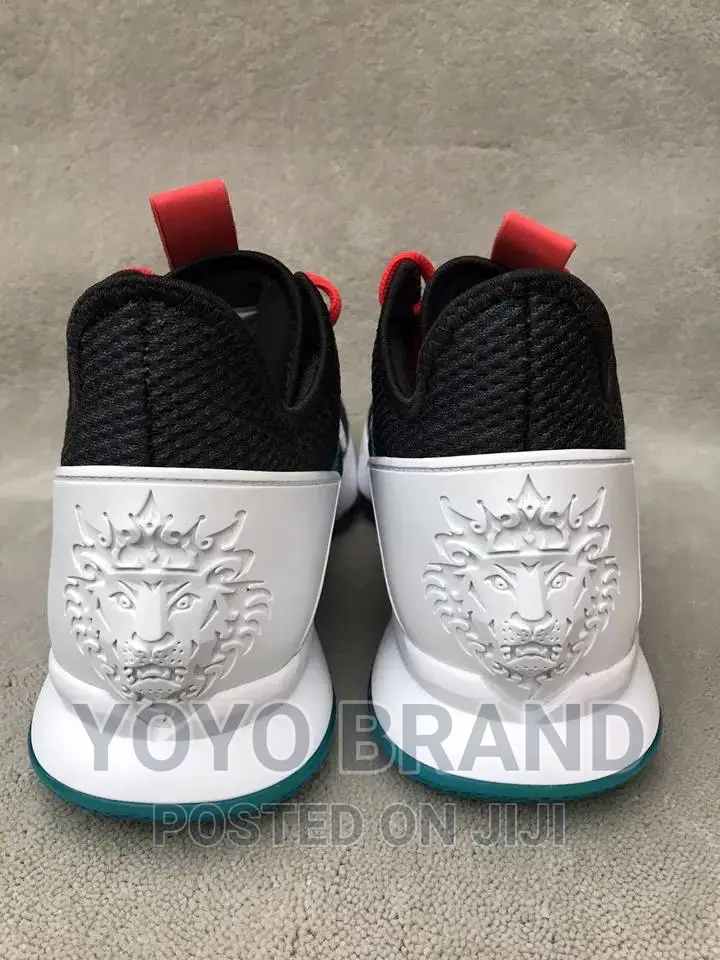 Nike Fashion Shoes
