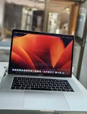 New Laptop Apple MacBook Pro 2017 16GB Intel Core I7 SSD 512GB