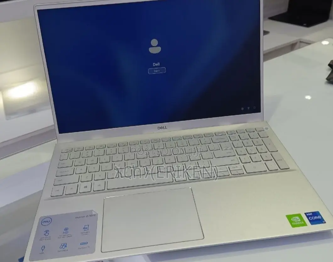 New Laptop Dell Inspiron 15 16GB Intel Core I7 SSD 512GB