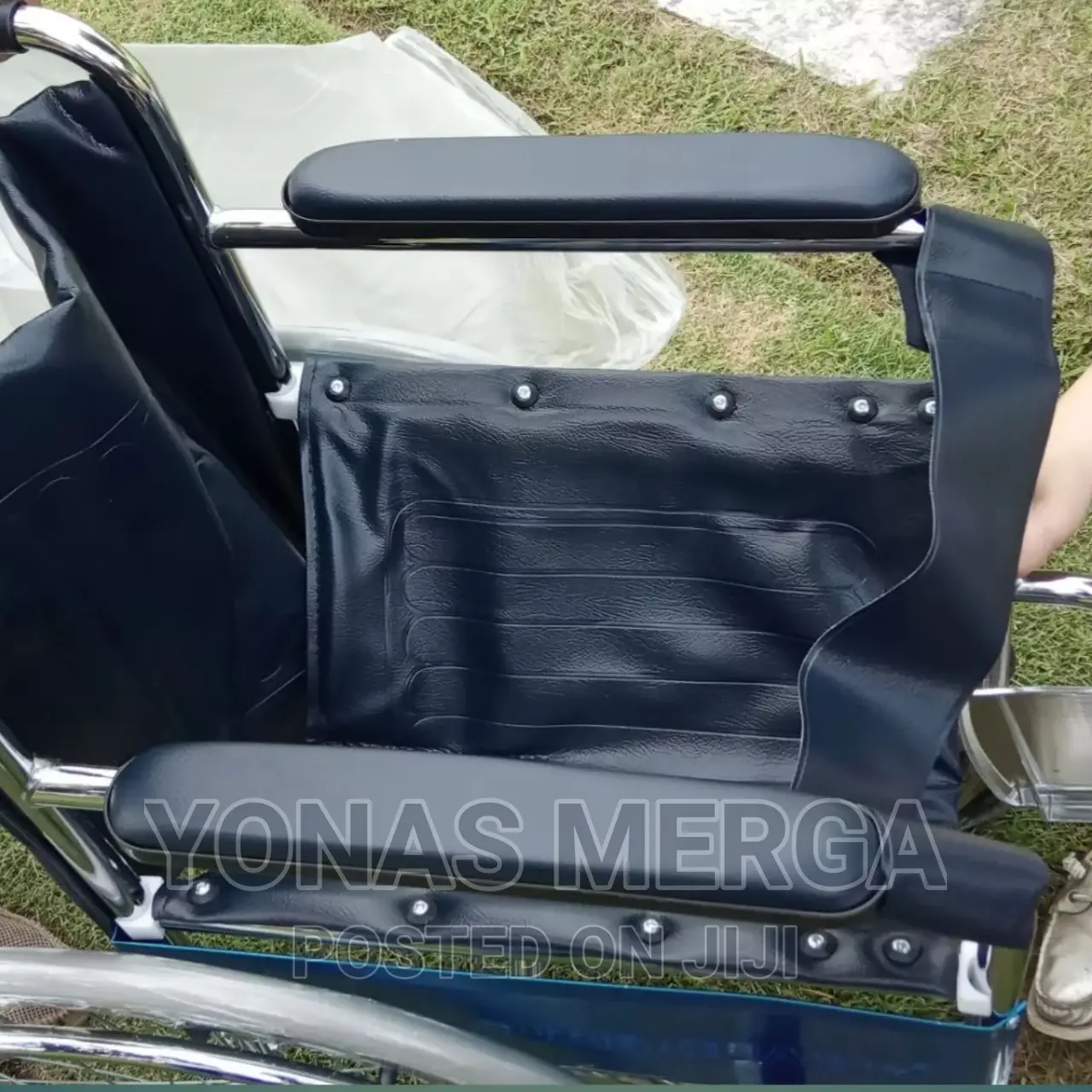 Wheelchair/Heavy Foldable Manual Steel Wheelchair/Unisex