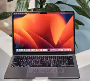 New Laptop Apple MacBook Air 2022 M2 16GB Apple M2 SSD 1T