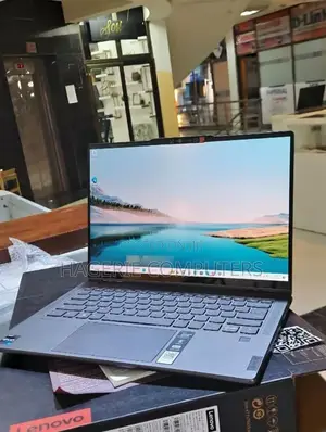 New Laptop Lenovo Lrgion 7i 16GB Intel Core I5 SSD 512GB