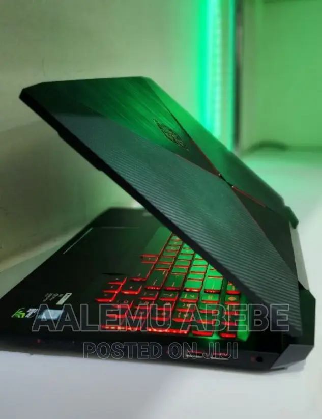 New Laptop HP Omen X 16GB Intel Core i7 SSHD+SSD 1T